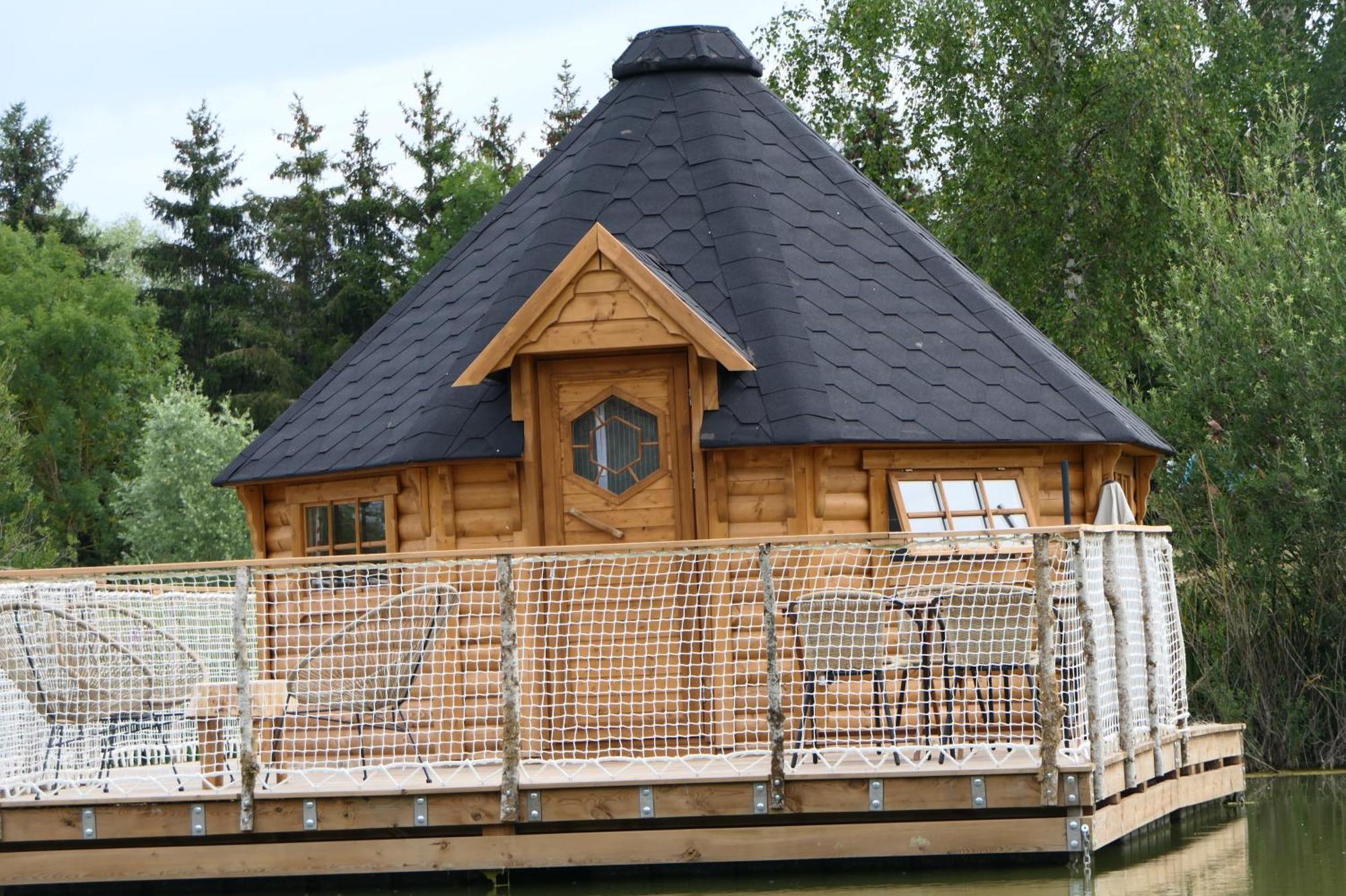 Les Cabanes Flottantes Givrauval المظهر الخارجي الصورة